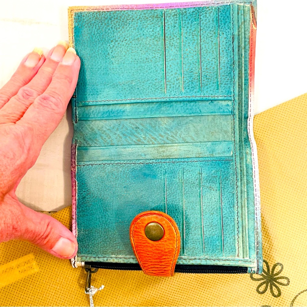 Anushka Hand Painted Vintage Brown Orange Snap Bifold Wallet - Picture 5 of 7